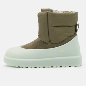 UGG CLASSIC MAXI TOGGLE BURNT OLIVE SUEDE SHEEPSKIN WOMEN'S BOOTS US SIZE 9